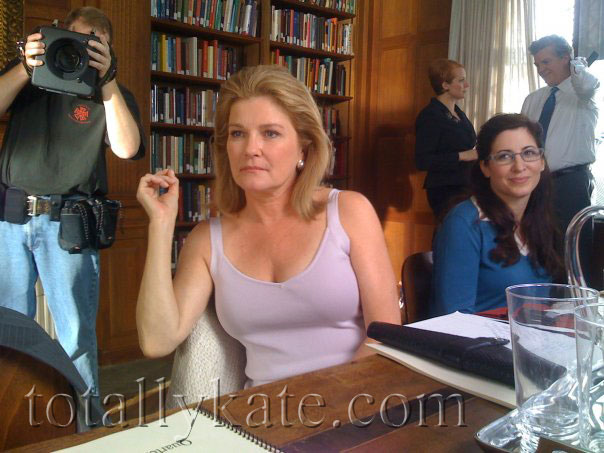 Kate Mulgrew - Picture Colection