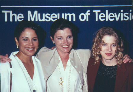 Roxann Dawson Kate Mulgrew Jennifer Lien Photo Albert Ortega